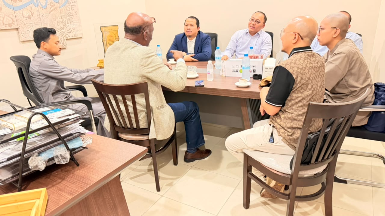 اجتماع مجموعة الفنادق لمناقشة العقود والدفع للحجاج الإندونيسيين